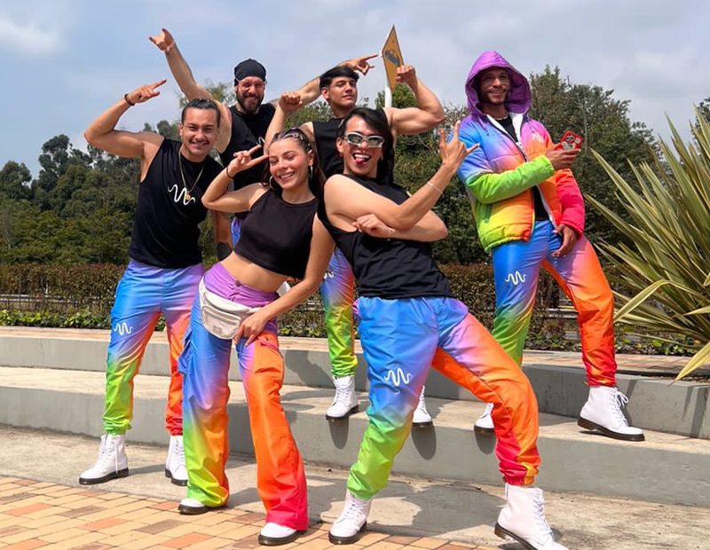 El Uniforme en las Activaciones de Marca: La Segunda Piel de su Estrategia Experiencial